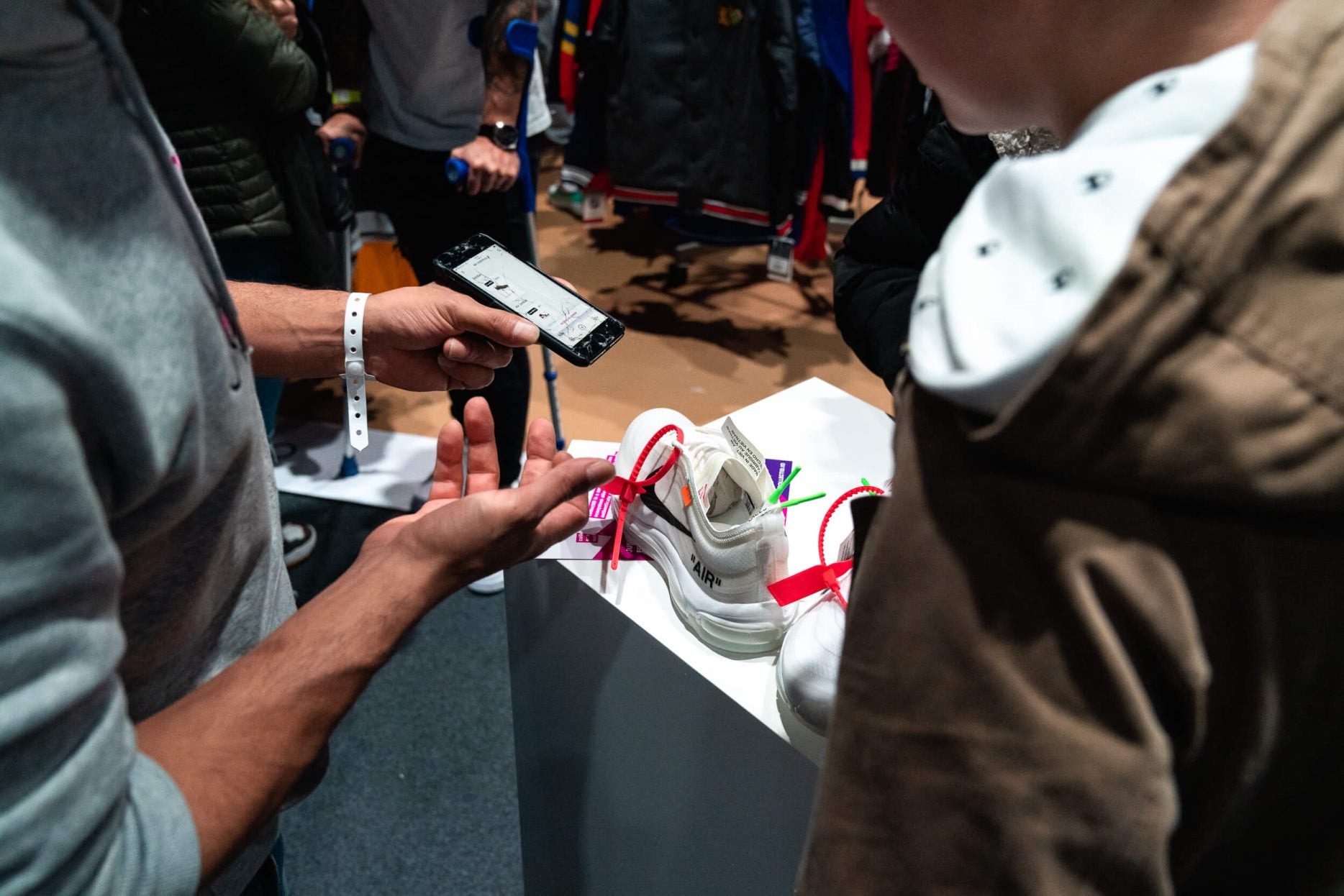 Collab Snearkerness x Havana Club